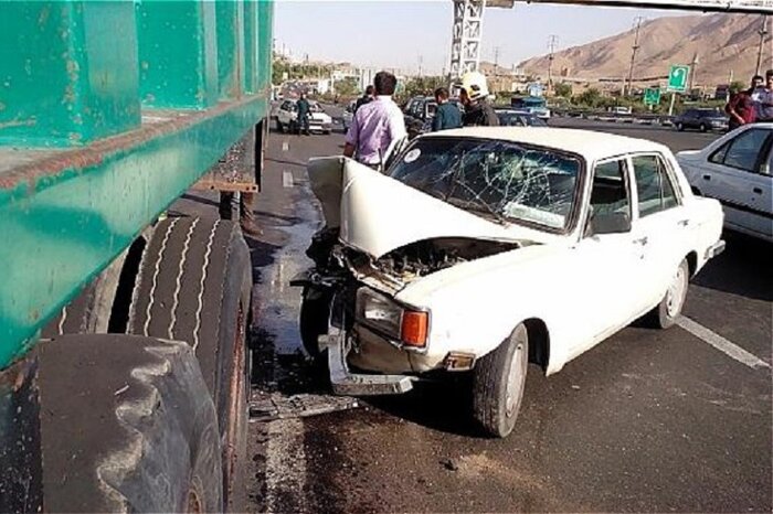 سه نفر بر اثر تصادف رانندگی در جاده فولادشهر - نجف‌آباد جان باختند