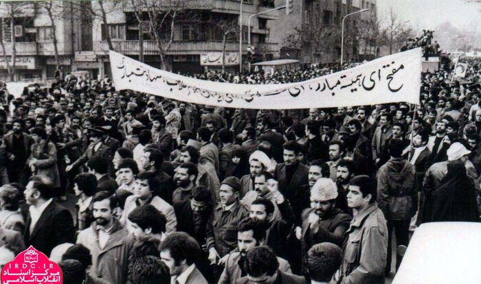 آه از آن رفتگان بی برگشت؛ ۱۰ پرده از وداع باشکوه مردم