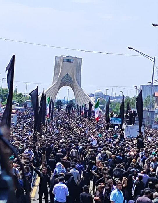 خداحافظی باشکوه ملت با شهید جمهور