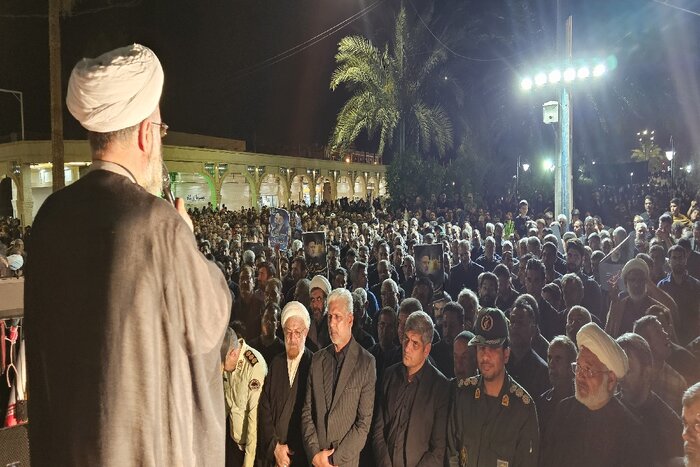 حضور گسترده مردم طبس در سوگ سید شهدای خدمت