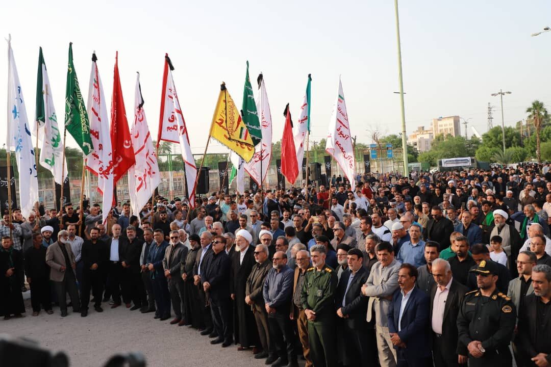 آیین سوگواری شهیدان خدمت در آبادان برگزار شد آیین سوگواری شهیدان خدمت در آبادان برگزار شد