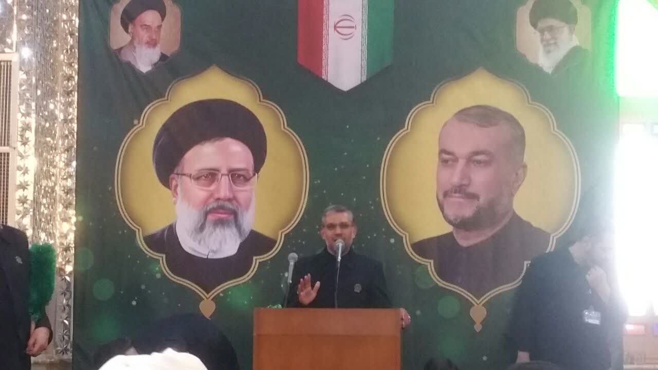 پیکر مطهر شهید امیرعبداللهیان در جوار مرقد مطهر حضرت عبدالعظیم آرام گرفت+ فیلم