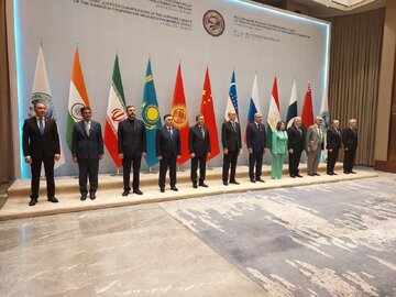 SCO member states chief justices observe one-minute silence