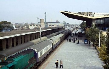  راه آهن آذربایجان یک رام قطار برای آیین تشییع پیکر  استاندار فقید در مراغه اختصاص داد