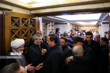 Ceremonia de luto por el martirio del ministro de Asuntos Exteriores de Irán