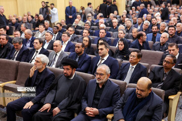 Ceremonia de luto por el martirio del ministro de Asuntos Exteriores de Irán