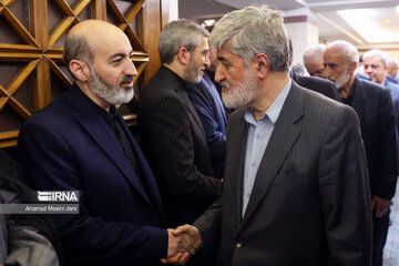 Ceremonia de luto por el martirio del ministro de Asuntos Exteriores de Irán