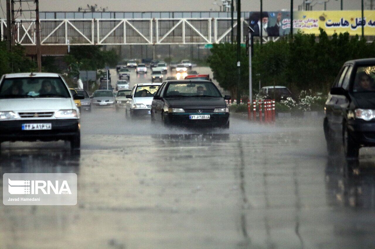 رگبار و رعد و برق در قزوین تا یکشنبه هفته آینده ادامه دارد