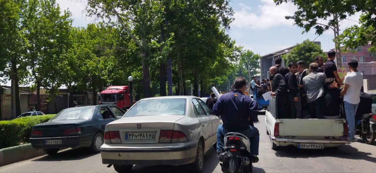 ترافیک سنگین در مسیر منتهی به محل خاکسپاری شهید «رحمتی»