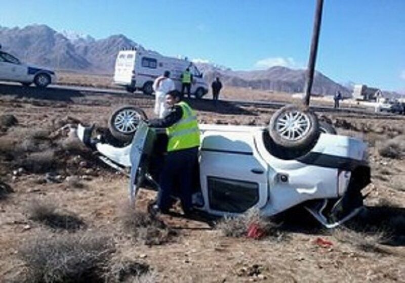 واژگونی خودروی سواری ۶ مصدوم بر جای گذاشت واژگونی خودروی سواری ۶ مصدوم بر جای گذاشت