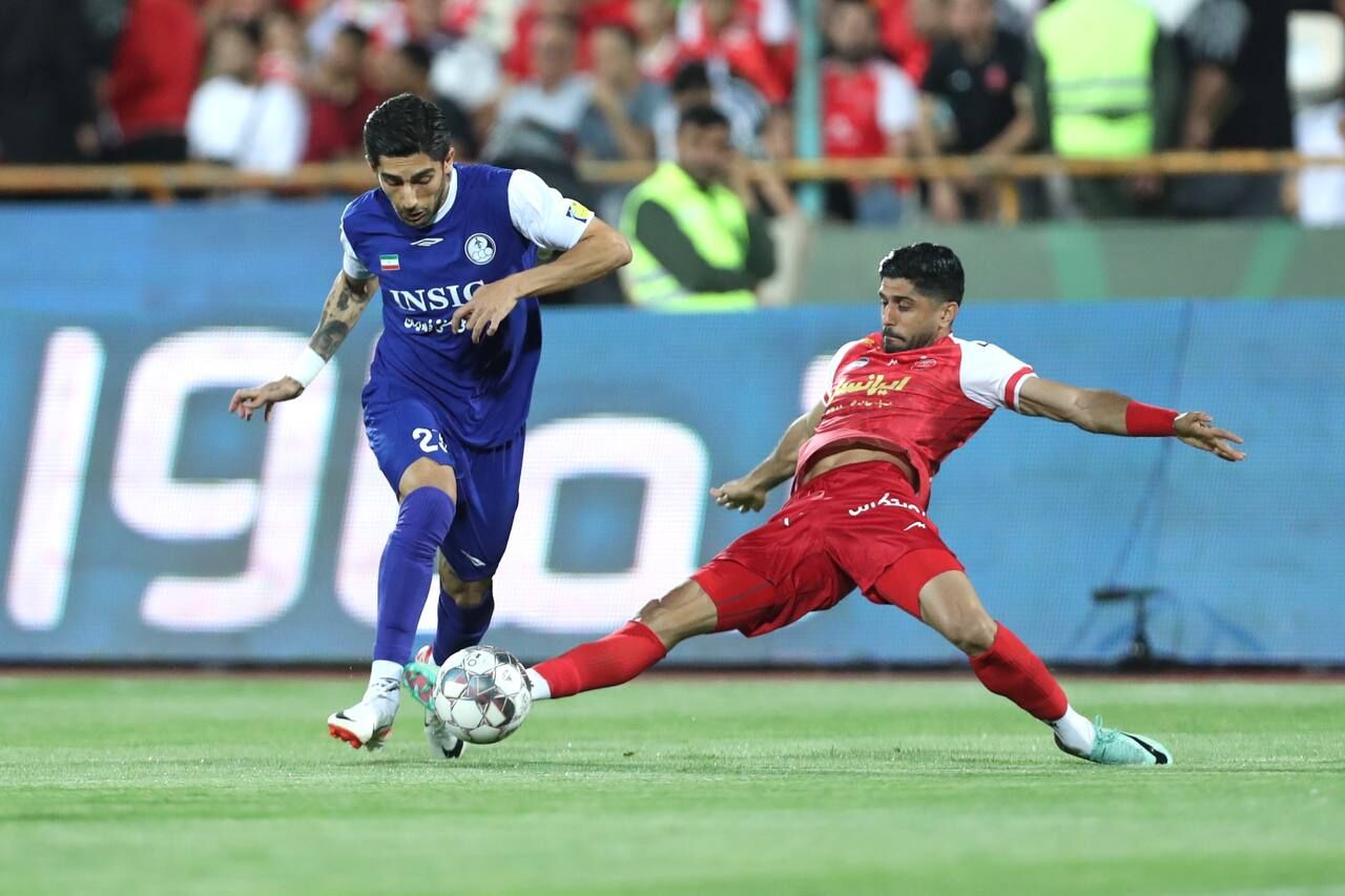 شکست عجیب پرسپولیس در نیمه نخست دیدار با استقلال خوزستان شکست عجیب پرسپولیس در نیمه نخست دیدار با استقلال خوزستان