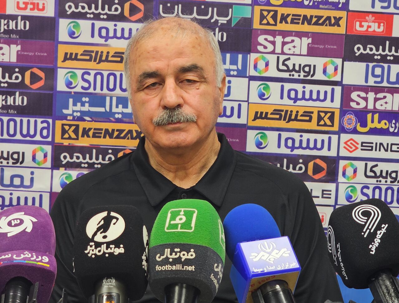 مربی صنعتنفت آبادان: دایره برای بقا در لیگ برتر تنگتر شد مربی صنعتنفت آبادان: دایره برای بقا در لیگ برتر تنگتر شد