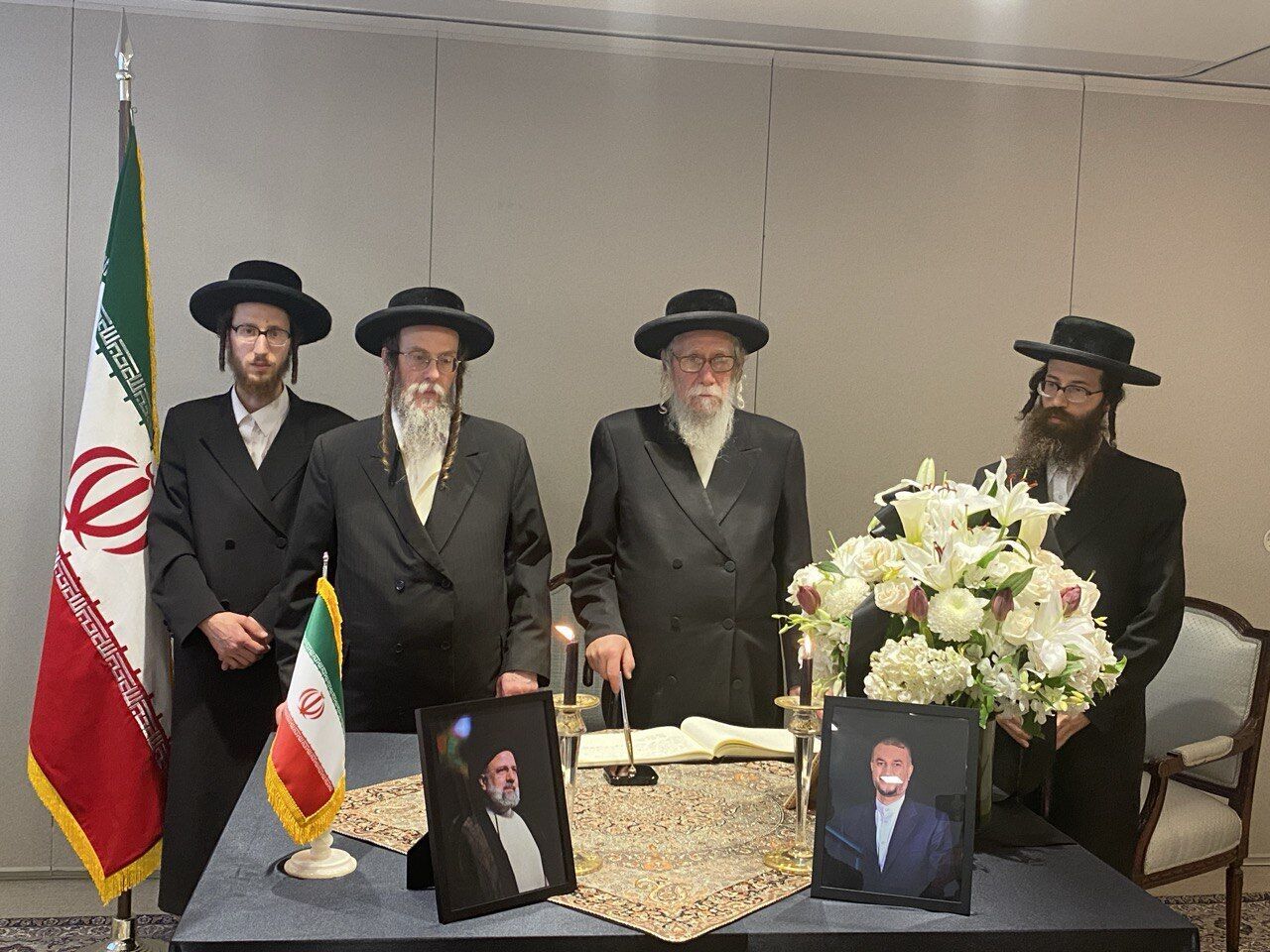 В Нью-Йорке еврейская община отдала дань уважения покойному президенту и главе МИД Ирана