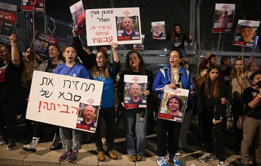 67 % der Zionisten haben keine Hoffnung darauf, dass Netanjahu die Gefangenen aus Gaza zurückbringt