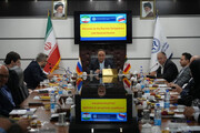 إيران وروسيا تخططان لتطوير التعاون في مجال أبحاث المعدات الطبية