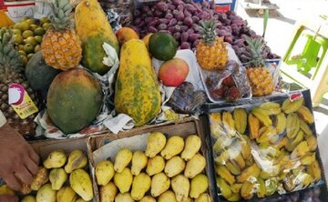 یکه‌تازی نوبرانه‌ها در بازار میوه؛ قیمت انبه و زردآلو به مرز چهار میلیون ریال رسید