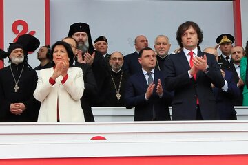 اختلاف رئیس جمهور و نخست وزیر گرجستان بر سر قانون «عوامل بیگانه» بالا گرفت