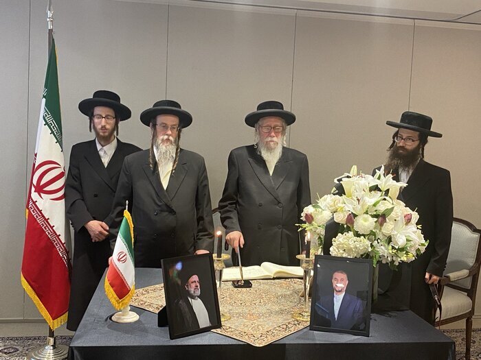 Nearly 100 intl. figures sign condolence book at Iran office in NY