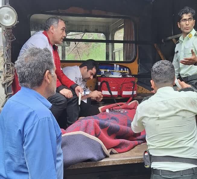 9 واگن در حادثه قطار باری خوی از ریل خارج شده است