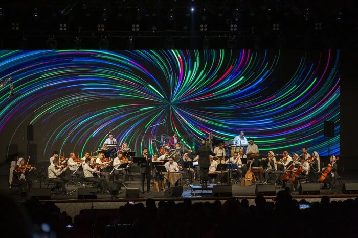 ارکستر «نوای آفتاب» با اجرای قطعاتی از آثار سینمایی مطرح جهان به صحنه می‌رود
