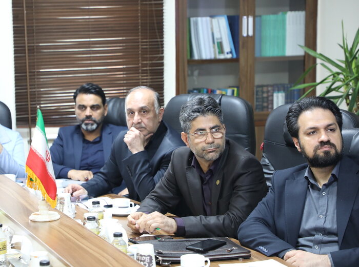 استاندار خوزستان: مدیریت مصرف برق خانگی در ایام پیک تابستان ضروری است