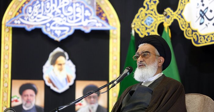 آیین بزرگداشت شهدای خدمت به میزبانی نیروهای ارتش در قم برگزار شد