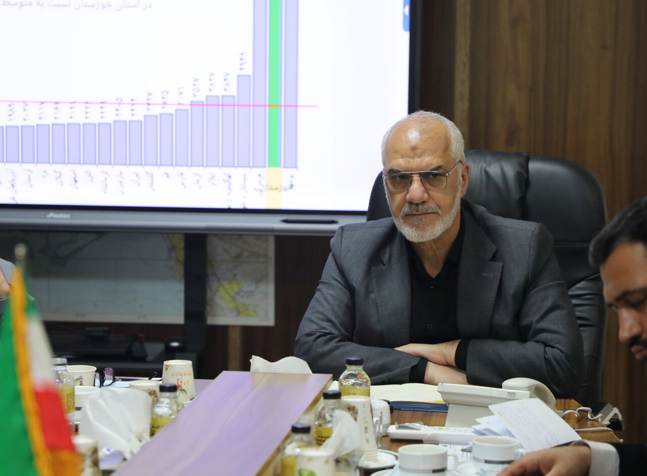 پیشنهاد کاهش ساعت کار اداری خوزستان در ایام گرم سال به هیات دولت پیشنهاد کاهش ساعت کار اداری خوزستان در ایام گرم سال به هیات دولت