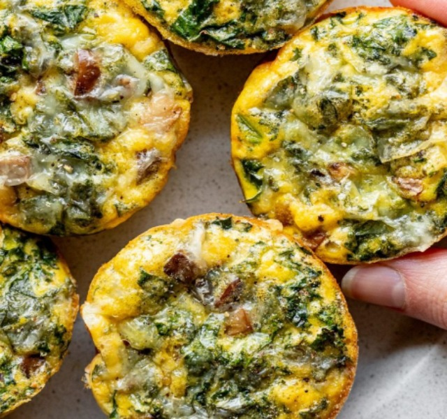 طرز تهیه لقمه قارچ و تخم مرغ به روش کافهای