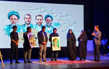 فیلم / سوگواره هنری "ققنوس" به یاد شهید جمهور در مشهد برگزار شد