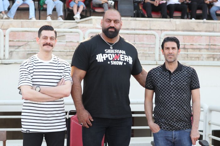 قوی ترین مرد ایران: پرسپولیسی هستم؛ قطعا قهرمان می شویم