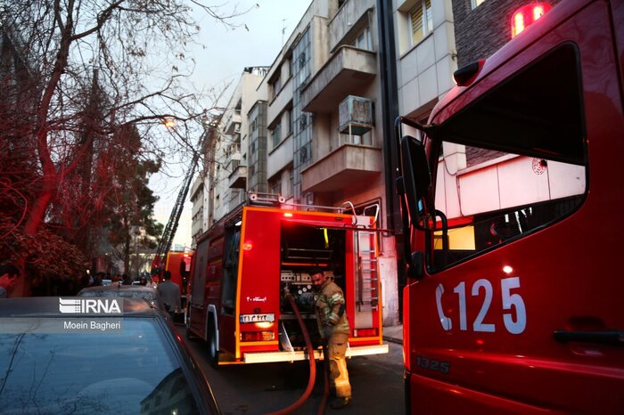 نجات هشت نفر از ۲ حادثه آتش‌سوزی در مشهد