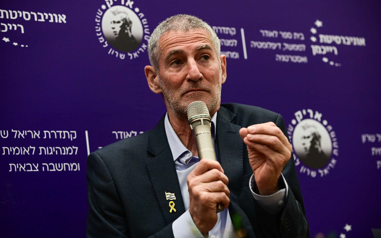 یائیر گولان: نگران موساد و شاباک هستم