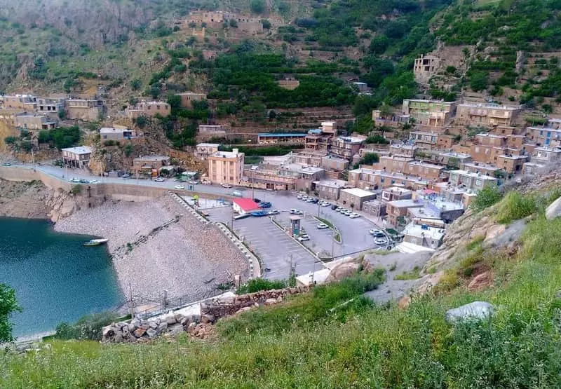 روستای هجیج؛ جاذبهای شگفت انگیز در دل کوههای کرمانشاه