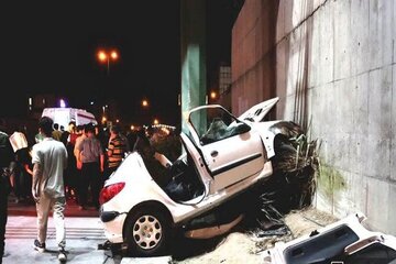 تصادف رانندگی در بزرگراه خرازی اصفهان یک فوتی و ۶ مصدوم بر جا گذاشت