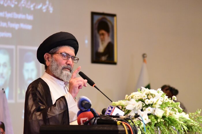 دیپلماسی شهید رئیسی جان تازه‌ای به انقلاب اسلامی بخشید + فیلم