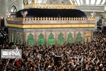 ویژه برنامه‌های ۱۴ و ۱۵ خرداد اعلام شد؛ اعزام ۱۵ هزار زائر فارسی به حرم امام (ره)