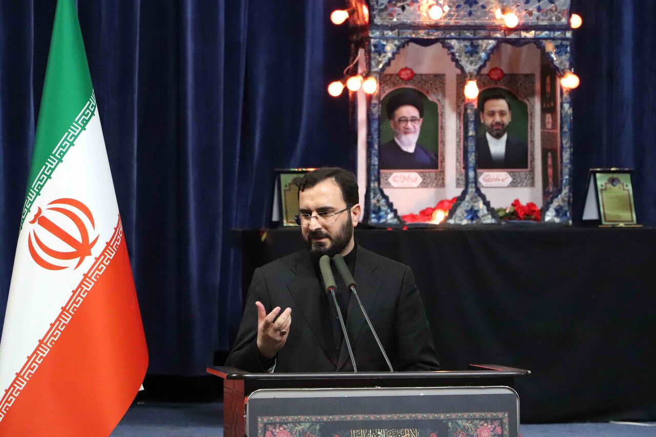 پیشنهاد نامگذاری «حکمرانی دینی» برای پاسداشت نام و یاد شهدای خدمت در تقویم پیشنهاد نامگذاری «حکمرانی دینی» برای پاسداشت نام و یاد شهدای خدمت در تقویم