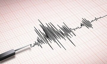 زلزله ۴.۲ ریشتری ازگله کرمانشاه را لرزاند