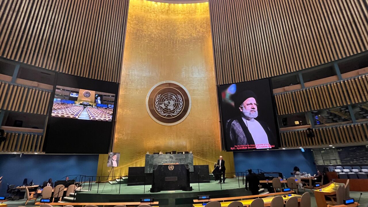 联合国大会举行全会悼念伊朗已故总统并再次默哀一分钟