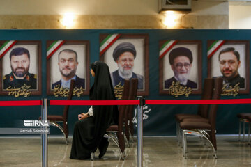 En image l’inscription des candidats à la 14e élection présidentielle iranienne (Photo de : Marzieh Soleimani)