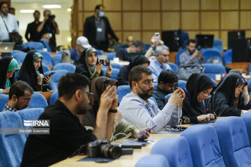 En image l’inscription des candidats à la 14e élection présidentielle iranienne (Photo de : Marzieh Soleimani)