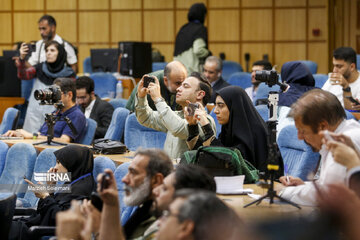 En image l’inscription des candidats à la 14e élection présidentielle iranienne (Photo de : Marzieh Soleimani)