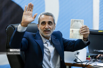 En image l’inscription des candidats à la 14e élection présidentielle iranienne (Photo de : Marzieh Soleimani)