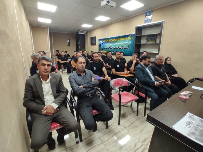 مدرس فدراسیون: موفقیت مربیان فوتبال در گرو تسلط به دانشهای مختلف است+فیلم