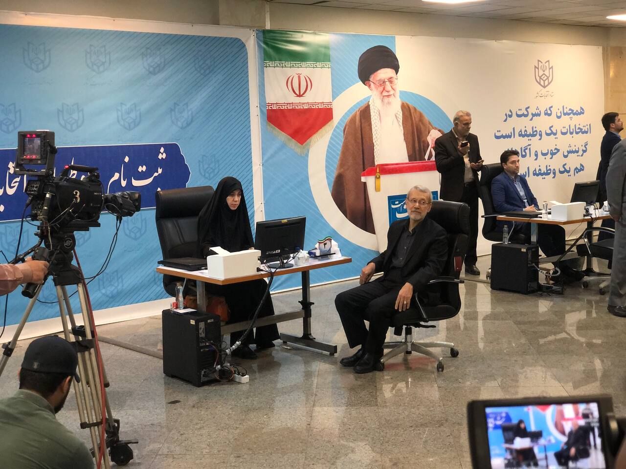 علي لاريجاني يدخل السباق الرئاسي في ايران علي لاريجاني يدخل السباق الرئاسي في ايران