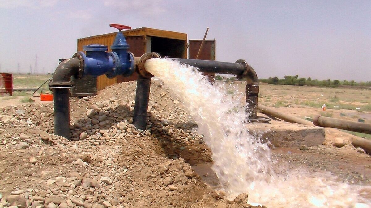 فرماندار: مشکل کم آبی روستای سیاه خور اسلام آباد غرب در دست پیگیری است