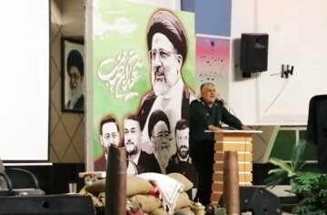 معاون نیروی دریایی سپاه: قدرت جمهوری اسلامی ایران صرفا با تکیه بر سلاح نیست