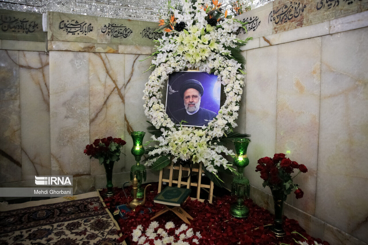 شهید رئیسی تشکیل دولت مردمی را پایهریزی کرد شهید رئیسی تشکیل دولت مردمی را پایهریزی کرد