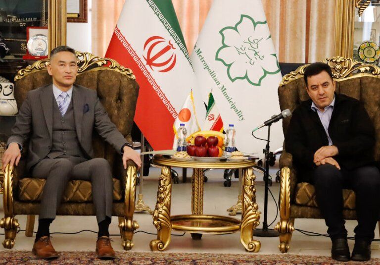 سفیر ژاپن شهادت شهدای خدمت را تسلیت گفت سفیر ژاپن شهادت شهدای خدمت را تسلیت گفت