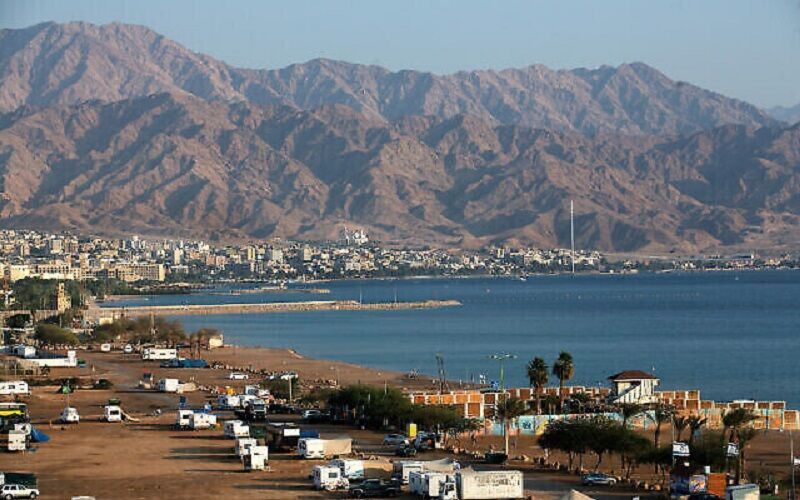 Jerusalem Post: El puerto de Eilat está cerrado desde las operaciones del ejército yemení en el Mar Rojo